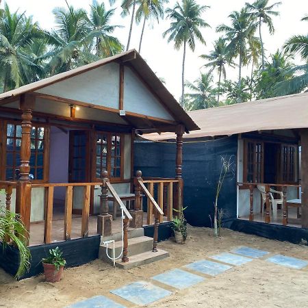 Tropical Bay Hostel Палолем Екстериор снимка