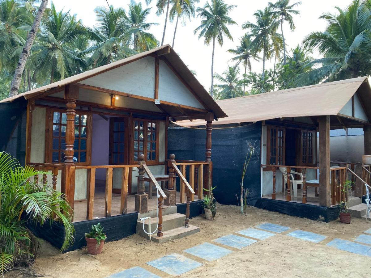 Tropical Bay Hostel Палолем Екстериор снимка