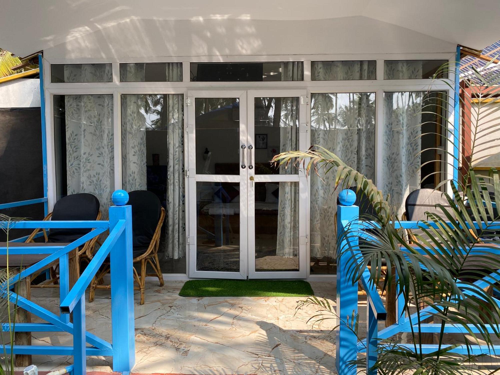 Tropical Bay Hostel Палолем Екстериор снимка