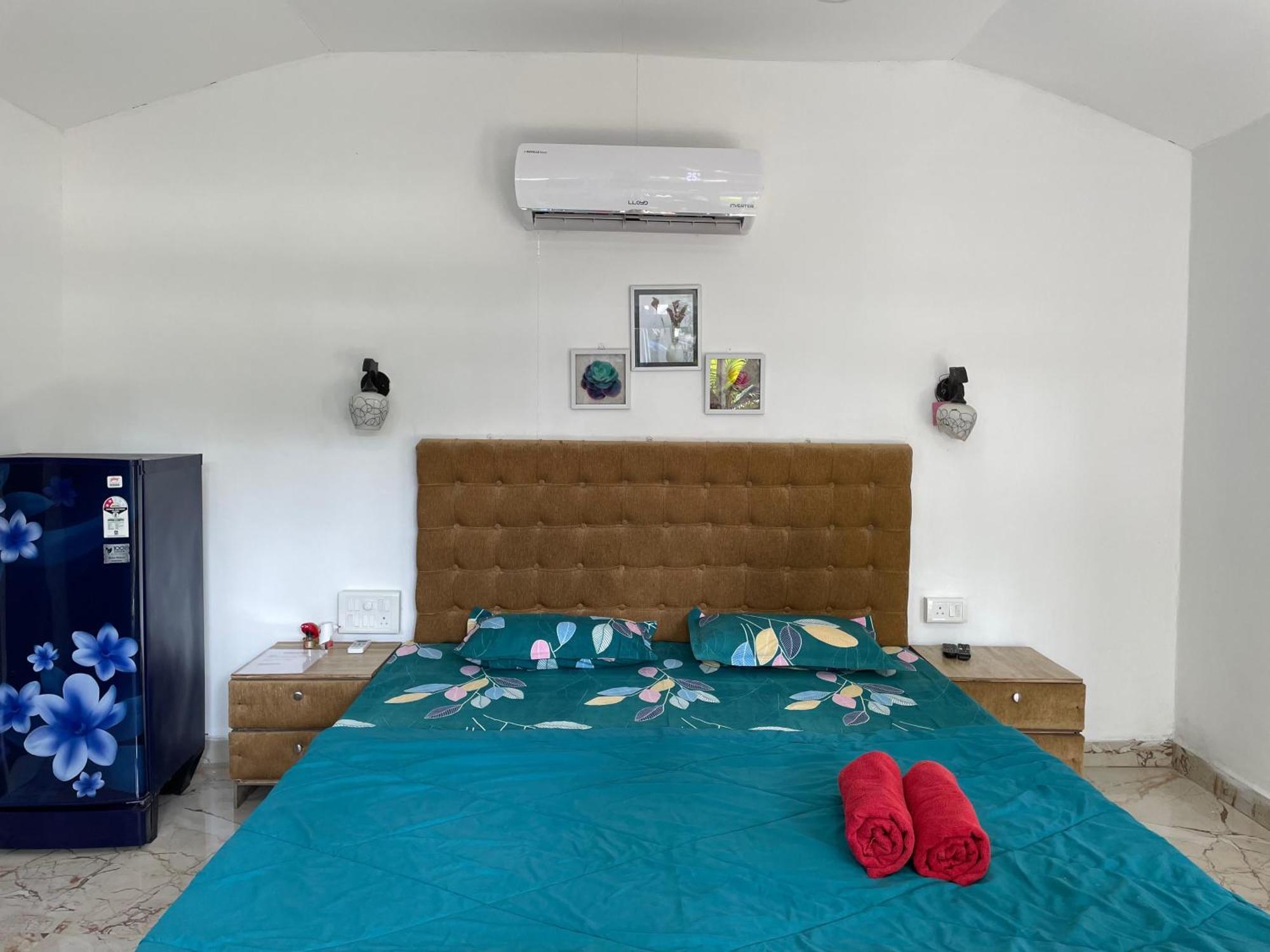 Tropical Bay Hostel Палолем Екстериор снимка