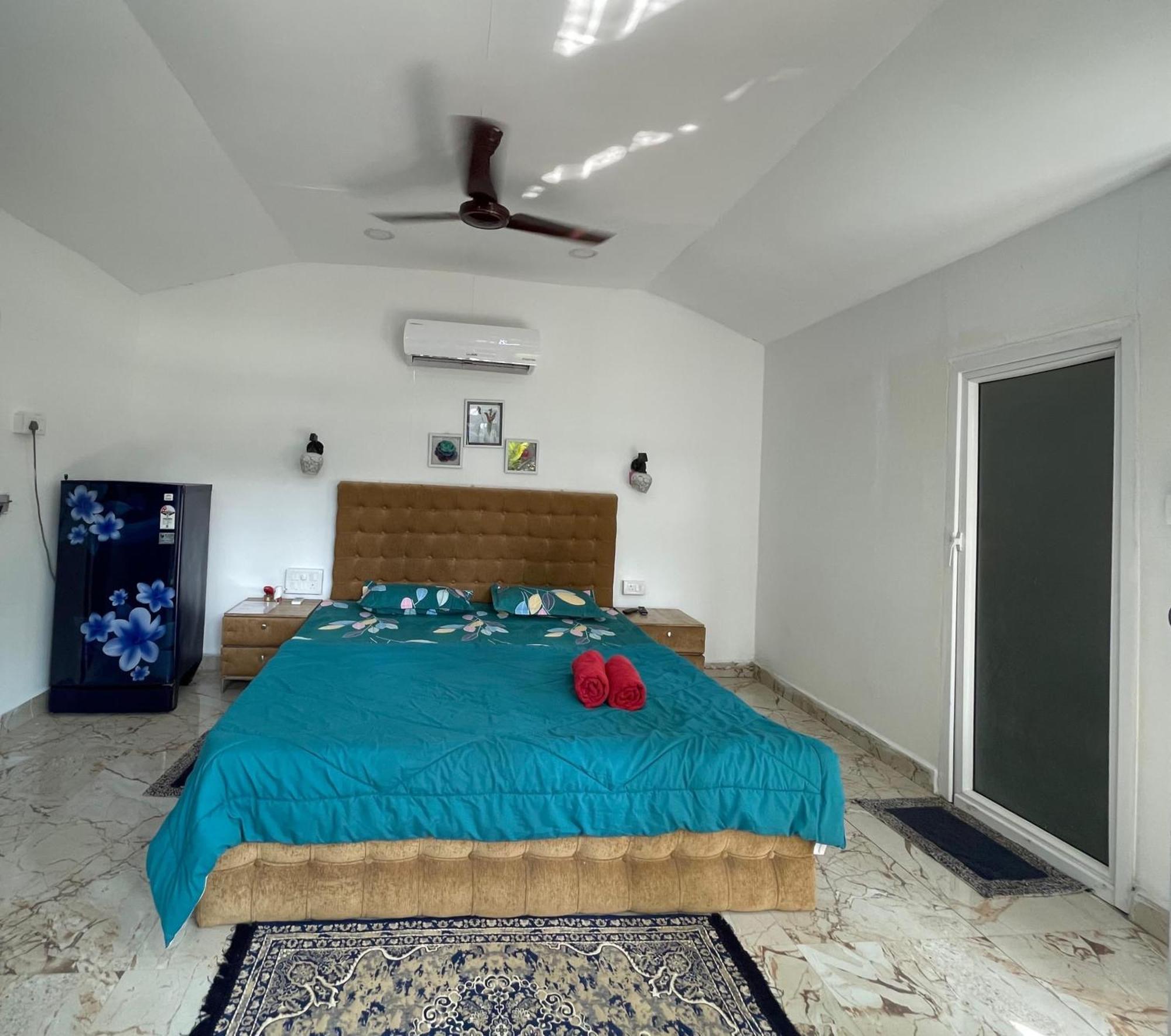 Tropical Bay Hostel Палолем Екстериор снимка