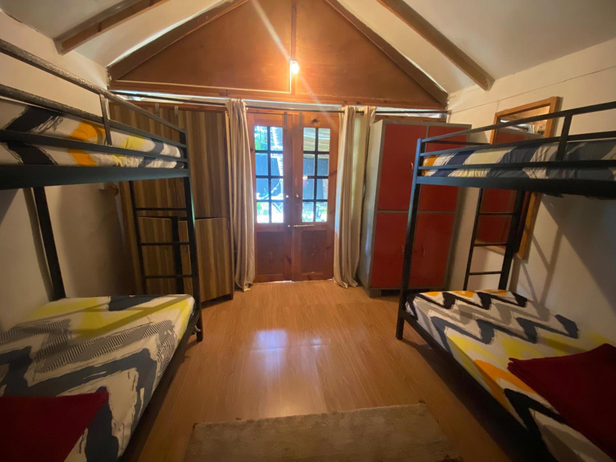 Tropical Bay Hostel Палолем Екстериор снимка